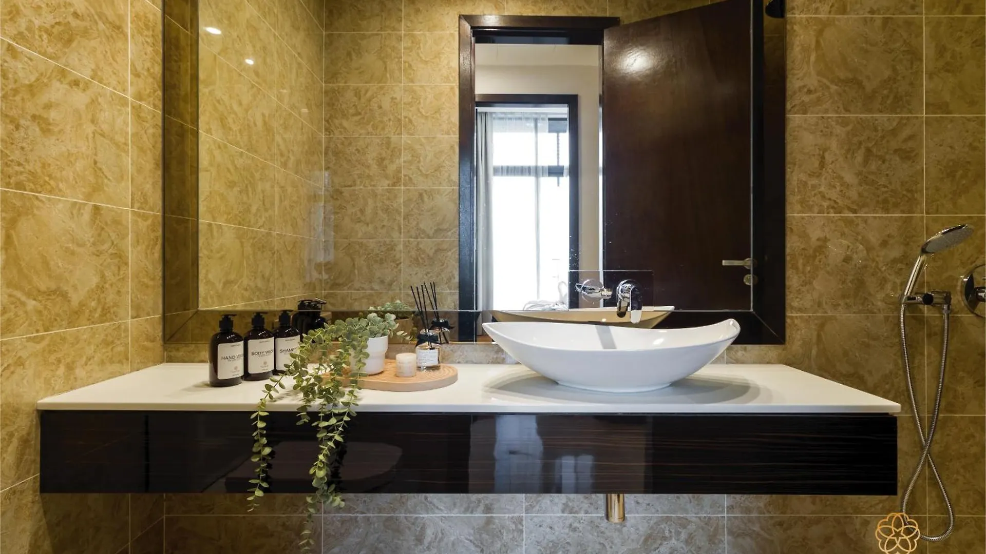Dorsett Kuala Lumpur, Five Senses Apartment