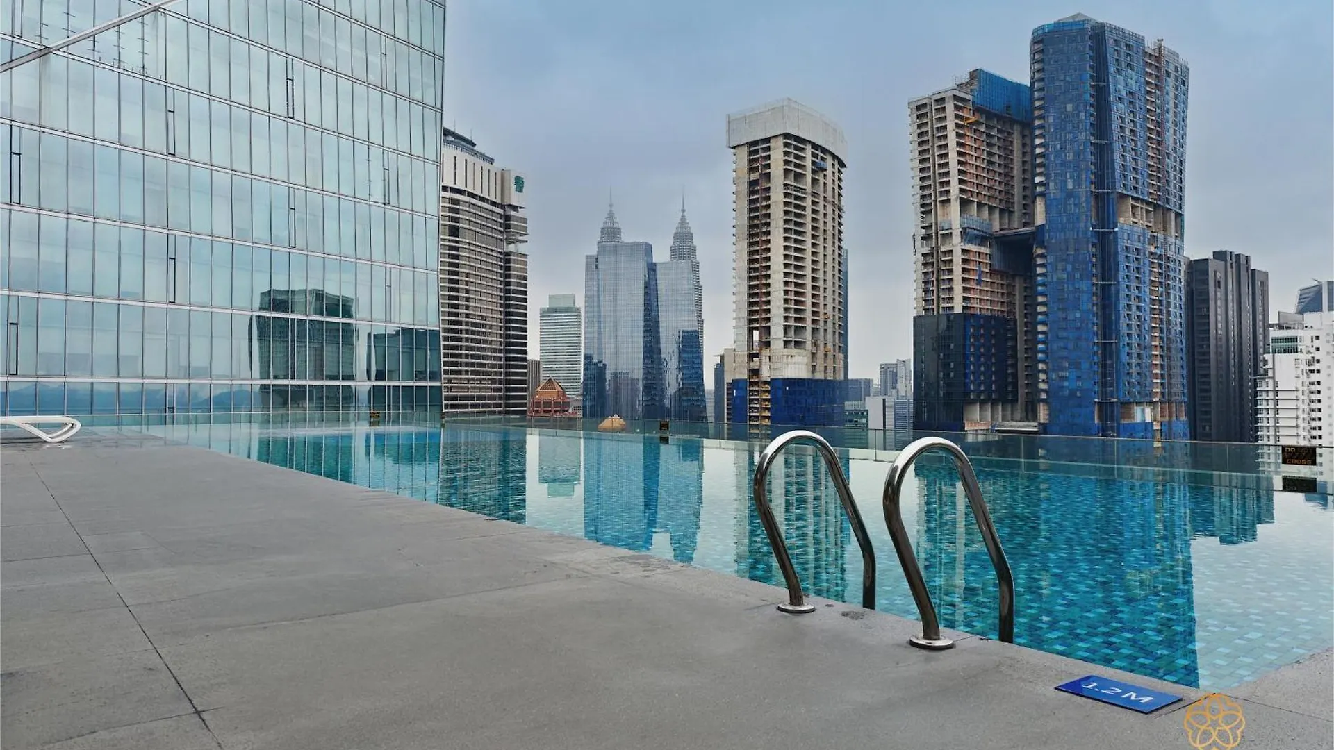 Dorsett Kuala Lumpur, Five Senses Apartment